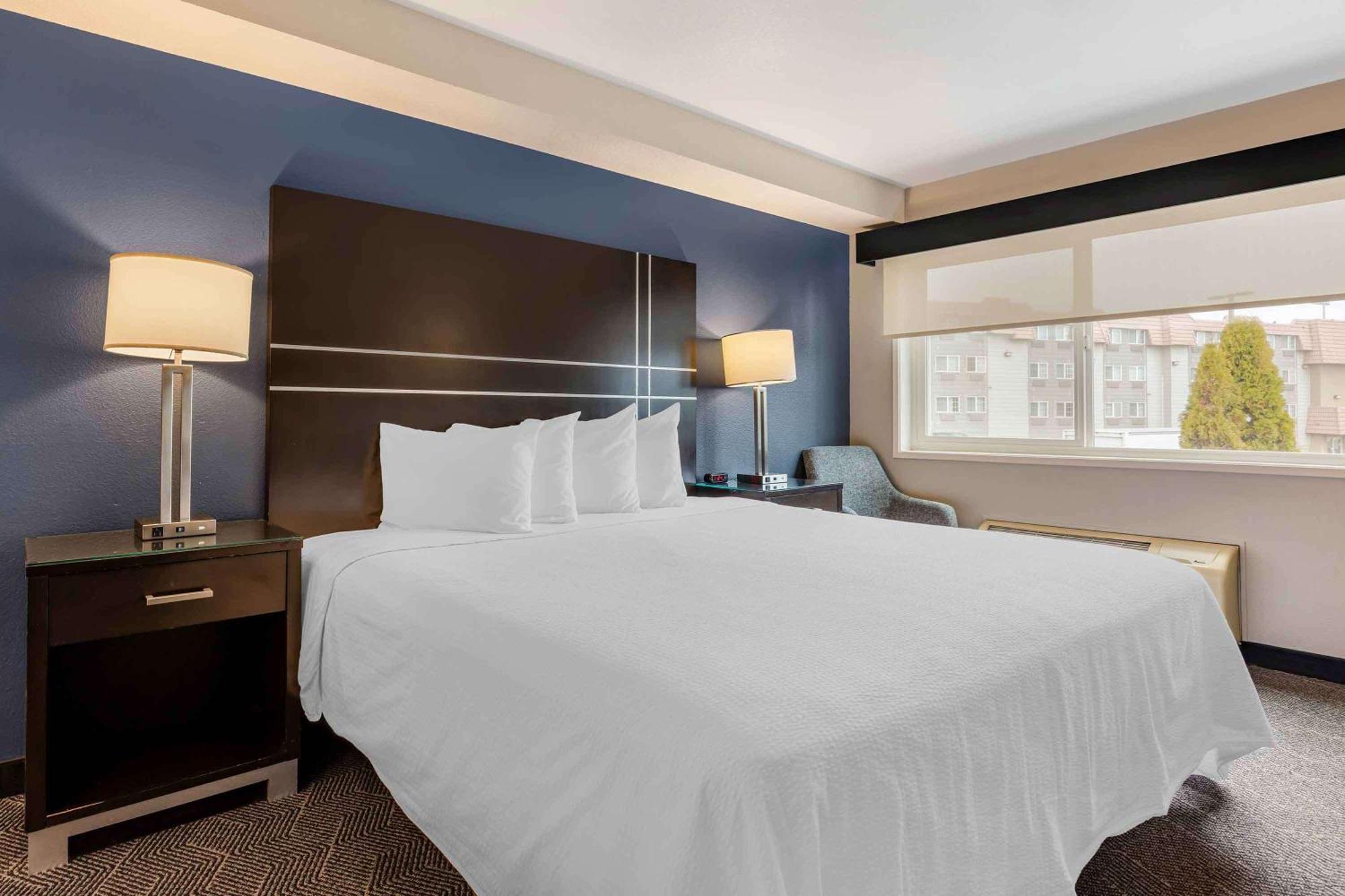 Extended America Premier - - North Hotel 3*
